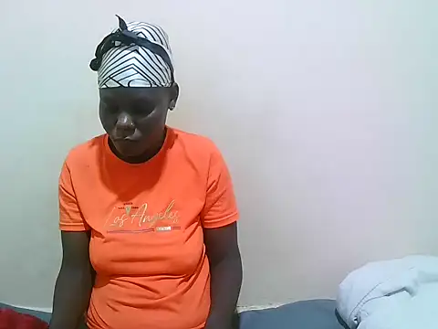 bianca love2 online show from July 6, 2026, 10:45 am