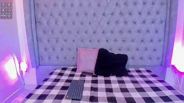 Snapshot of Celeste_Porter chatting on August 8, 2026, 3:41 am Celeste Porter online show from August 8, 2026, 3:41 am