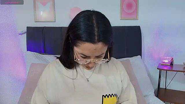 Snapshot of samm_curvy chatting on July 16, 2026, 7:42 pm samm curvy online show from July 16, 2026, 7:42 pm