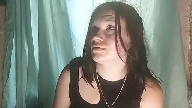 Snapshot of FayeWildman chatting on July 17, 2026, 12:12 pm FayeWildman online show from July 17, 2026, 12:12 pm
