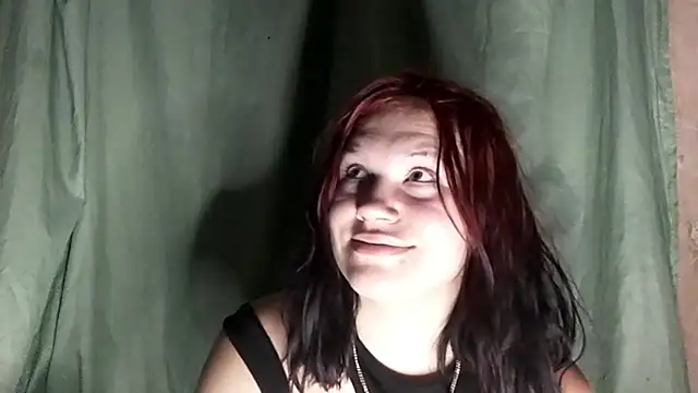 Snapshot of FayeWildman chatting on July 18, 2026, 9:40 pm FayeWildman online show from July 18, 2026, 9:40 pm