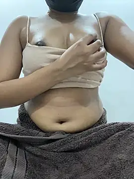 indiandivaxoxo online show from July 19, 2026, 7:23 am