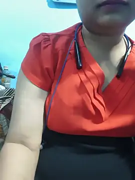 sexy-pari8 online show from June 20, 2026, 6:44 pm