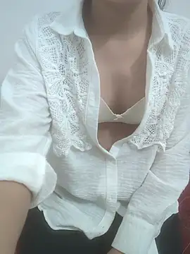 Snapshot of sushmita0 chatting on June 23, 2026, 1:42 pm sushmita0 online show from June 23, 2026, 1:42 pm