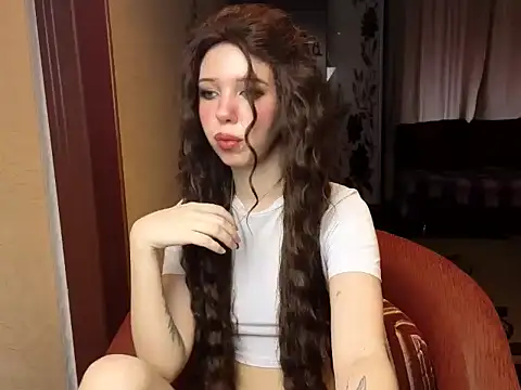 Snapshot of LiloMeoww chatting on June 21, 2026, 10:07 am LiloMeoww online show from June 21, 2026, 10:07 am