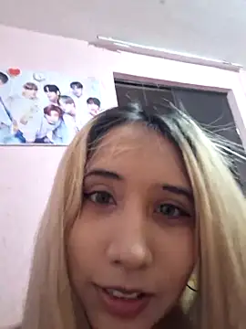 Snapshot of Honeycitabomnita chatting on June 20, 2026, 11:51 pm Honeycitabomnita online show from June 20, 2026, 11:51 pm