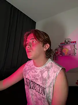 Snapshot of sweet_boyyy1 chatting on August 6, 2026, 2:57 am sweet boyyy1 online show from August 6, 2026, 2:57 am