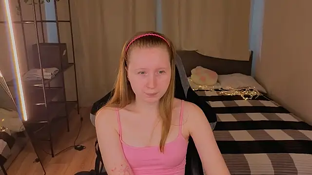 LiliTiny online show from July 31, 2026, 8:03 am