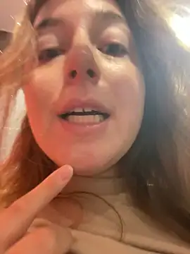 Snapshot of kate_nicepops333221 chatting on June 21, 2026, 7:44 am kate nicepops333221 online show from June 21, 2026, 7:44 am