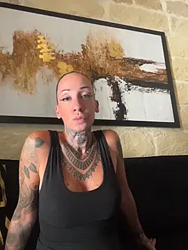 Snapshot of inked_up_jade chatting on June 29, 2026, 8:31 am inked up jade online show from June 29, 2026, 8:31 am