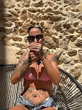 Snapshot of inked_up_jade chatting on July 9, 2026, 9:02 am inked up jade online show from July 9, 2026, 9:02 am