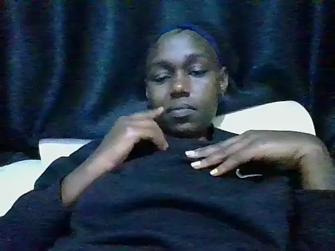 Snapshot of Heliosann chatting on July 23, 2026, 7:45 pm Heliosann online show from July 23, 2026, 7:45 pm