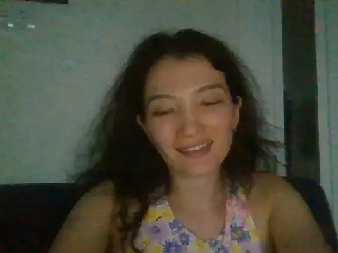 Snapshot of Calenyagi chatting on July 12, 2026, 2:52 pm Calenyagi online show from July 12, 2026, 2:52 pm