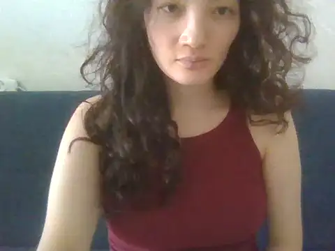 Snapshot of Calenyagi chatting on July 31, 2026, 6:02 am Calenyagi online show from July 31, 2026, 6:02 am