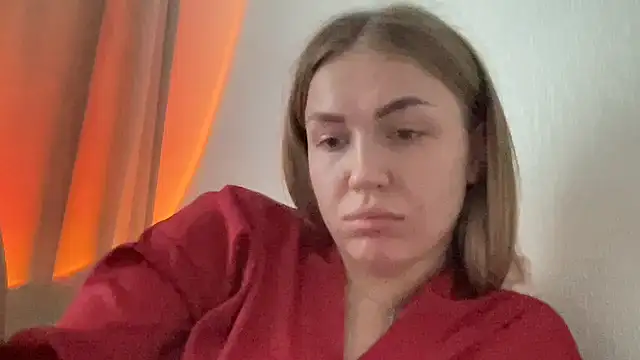 Snapshot of Corinnebi chatting on July 16, 2026, 4:02 pm Corinnebi online show from July 16, 2026, 4:02 pm
