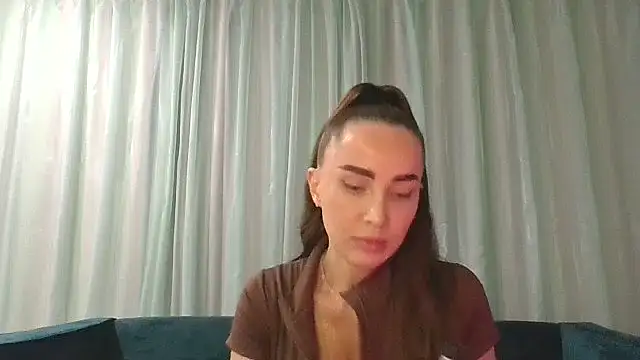 Zorelia online show from June 24, 2026, 6:07 pm