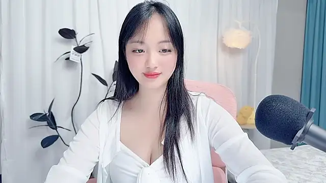 Snapshot of Winnie666999 chatting on July 23, 2026, 3:10 pm Winnie666999 online show from July 23, 2026, 3:10 pm