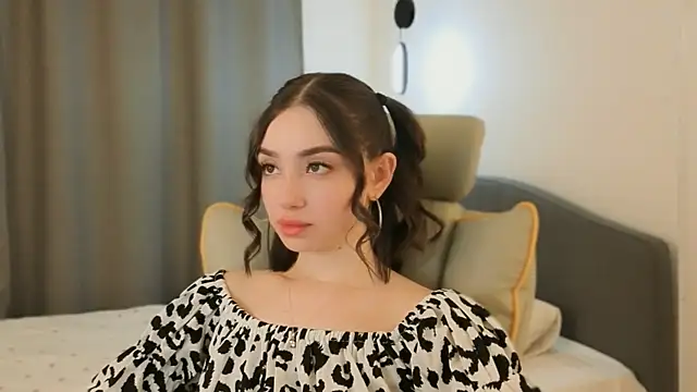 Snapshot of cherrylatte chatting on June 20, 2026, 9:17 pm cherrylatte online show from June 20, 2026, 9:17 pm
