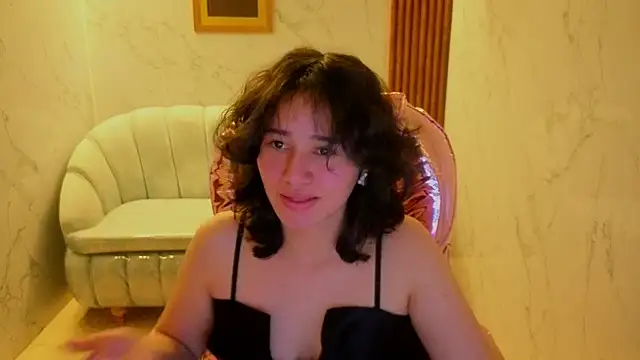 Lizz s online show from July 15, 2026, 3:23 am
