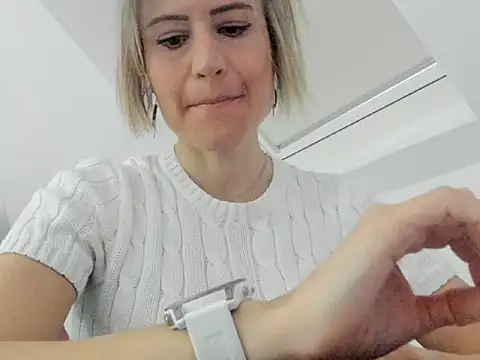 Snapshot of Ssoniaaa chatting on March 7, 2025, 4:22 pm Ssoniaaa online show from March 7, 2025, 4:22 pm