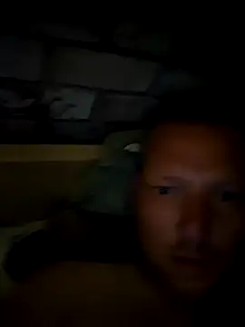 Snapshot of hollandseboy93 chatting on June 21, 2026, 3:42 am hollandseboy93 online show from June 21, 2026, 3:42 am