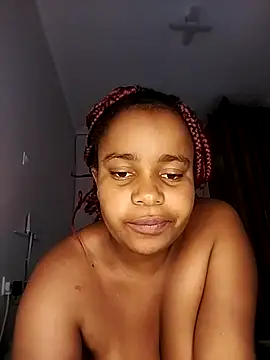 Snapshot of CurvyCharmsTush chatting on August 7, 2026, 10:28 am CurvyCharmsTush online show from August 7, 2026, 10:28 am