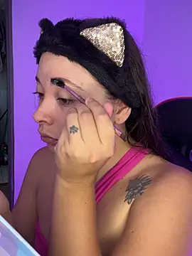 Snapshot of mia_bornner chatting on July 18, 2026, 6:23 pm mia bornner online show from July 18, 2026, 6:23 pm