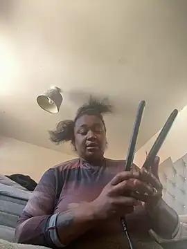 Ebonnyxx online show from June 26, 2026, 9:57 am