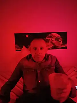Snapshot of AlekNoir chatting on July 2, 2026, 3:23 am AlekNoir online show from July 2, 2026, 3:23 am
