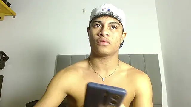 Jose And Daniel online show from June 27, 2026, 4:50 am
