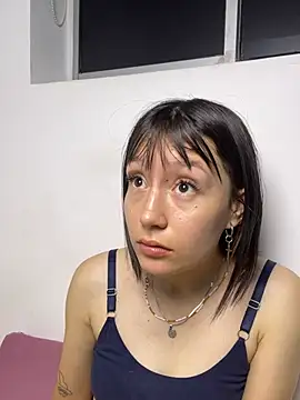 Snapshot of im_lizzy17 chatting on July 13, 2026, 9:01 am im lizzy17 online show from July 13, 2026, 9:01 am