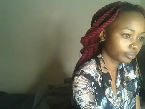 Snapshot of Prettyquueen chatting on August 9, 2026, 7:02 am Prettyquueen online show from August 9, 2026, 7:02 am