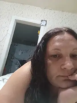 Snapshot of Irisssska chatting on July 21, 2026, 7:27 pm Irisssska online show from July 21, 2026, 7:27 pm