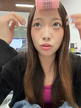 Snapshot of YY-1-1-1 chatting on July 9, 2026, 6:28 am YY-1-1-1 online show from July 9, 2026, 6:28 am