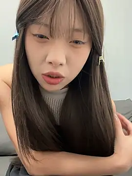 Snapshot of YY-1-1-1 chatting on July 15, 2026, 7:02 am YY-1-1-1 online show from July 15, 2026, 7:02 am
