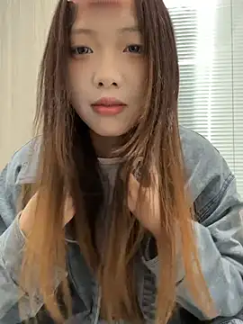 Snapshot of YY-1-1-1 chatting on July 17, 2026, 6:53 am YY-1-1-1 online show from July 17, 2026, 6:53 am