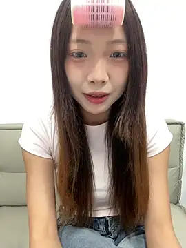 Snapshot of YY-1-1-1 chatting on July 28, 2026, 7:04 am YY-1-1-1 online show from July 28, 2026, 7:04 am
