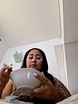 Snapshot of Valentina_Tilly chatting on July 28, 2026, 5:12 pm Valentina Tilly online show from July 28, 2026, 5:12 pm