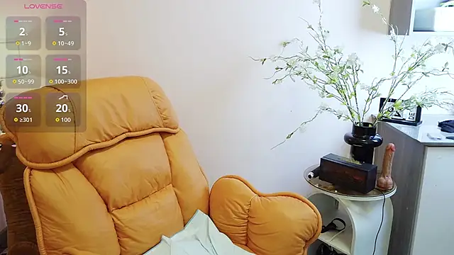 xinxiny1 online show from July 28, 2026, 2:24 pm