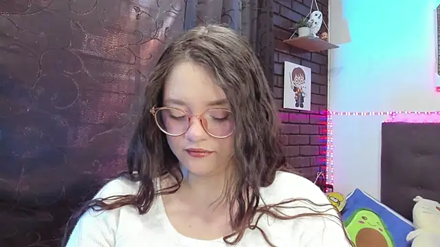 Sweet issabell online show from July 28, 2026, 1:21 pm