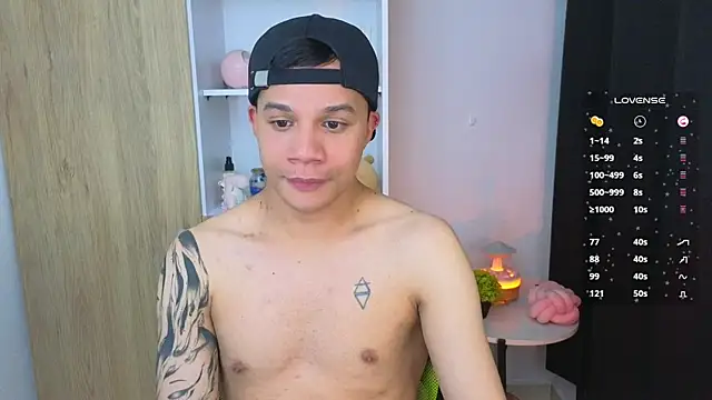 Snapshot of Im_Marco_ chatting on June 25, 2026, 5:34 am Im Marco online show from June 25, 2026, 5:34 am