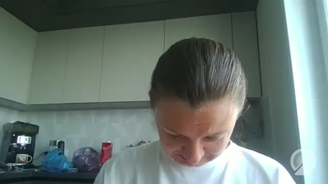 Snapshot of Zorelyva chatting on July 22, 2026, 9:34 am Zorelyva online show from July 22, 2026, 9:34 am