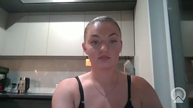 Snapshot of Zorelyva chatting on July 23, 2026, 8:29 pm Zorelyva online show from July 23, 2026, 8:29 pm