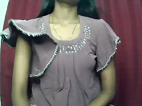 Snapshot of Siyaralove chatting on August 5, 2026, 3:37 pm Siyaralove online show from August 5, 2026, 3:37 pm