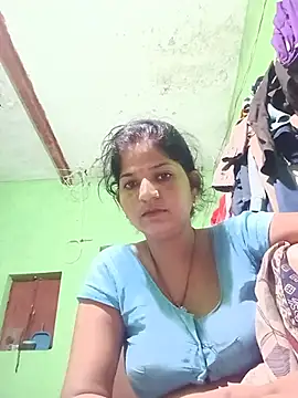 Joohi Chawla143 online show from July 18, 2026, 11:52 pm