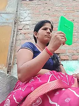 Joohi Chawla143 online show from July 20, 2026, 11:23 am