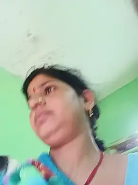 Joohi Chawla143 online show from July 24, 2026, 1:25 am