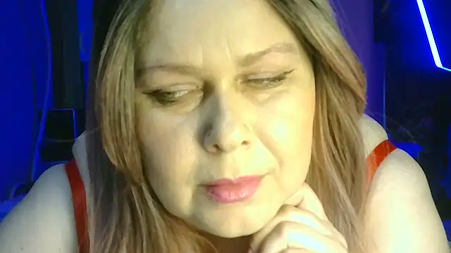 Snapshot of Roksolana5398 chatting on July 11, 2026, 4:53 pm Roksolana5398 online show from July 11, 2026, 4:53 pm