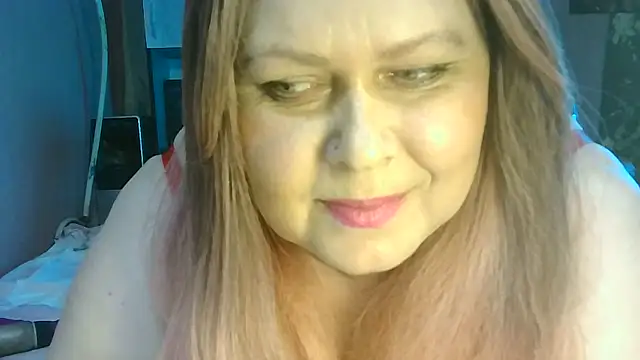 Snapshot of Roksolana5398 chatting on July 16, 2026, 8:48 pm Roksolana5398 online show from July 16, 2026, 8:48 pm