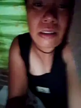Snapshot of Moon_squirtt chatting on August 2, 2026, 4:16 pm Moon squirtt online show from August 2, 2026, 4:16 pm